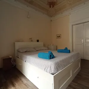 Bed & Breakfast Art In Center, Catania